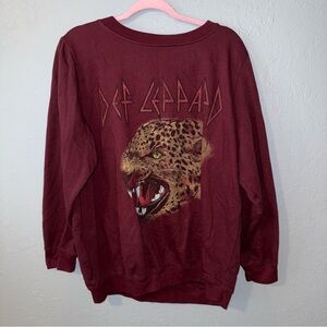 Vintage Def Leppard Maroon Sweatshirt with Leopard Graphic Sweatshirt